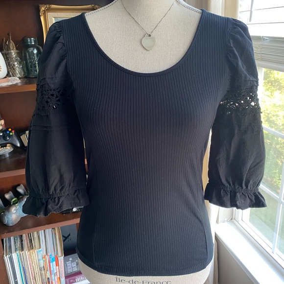 Free People Tops - Free People Knit Blouse with 3/4” Eyelet Sleeves Size M Black